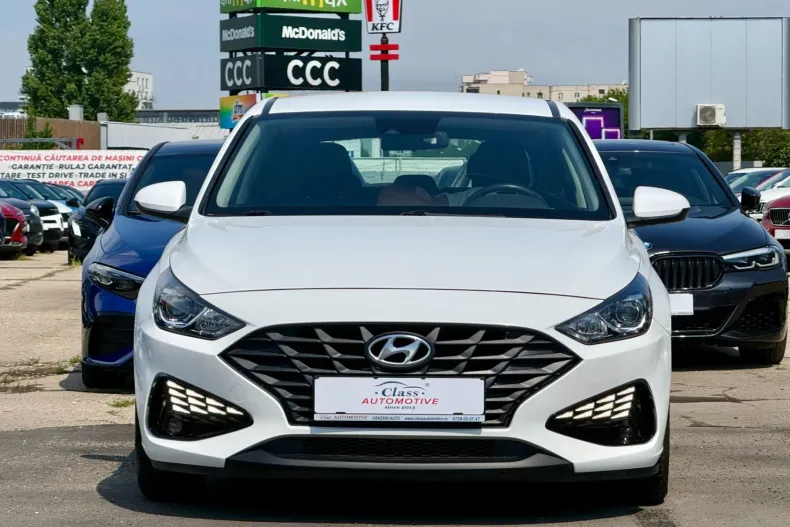 Hyundai i30 din 2022 cu 57.359 km - oferta HYU236718 - foto 2