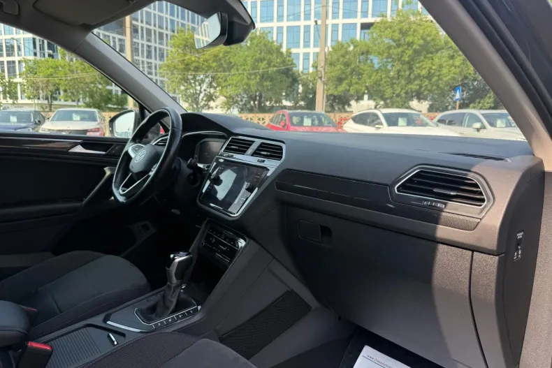 Volkswagen Tiguan din 2021 cu 99.250 km - oferta VOL236723 - foto 7