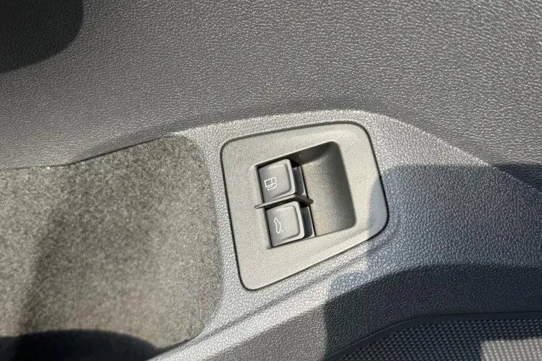 Volkswagen Tiguan din 2021 cu 99.250 km - oferta VOL236723 - foto 21