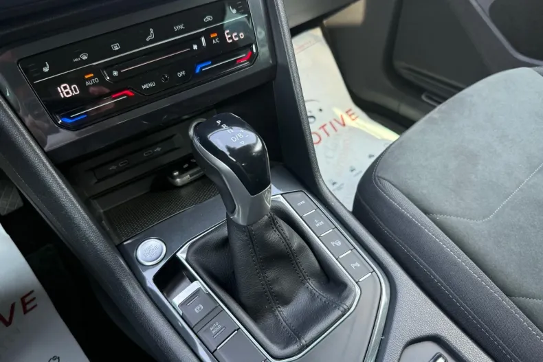 Volkswagen Tiguan din 2021 cu 99.250 km - oferta VOL236723 - foto 24