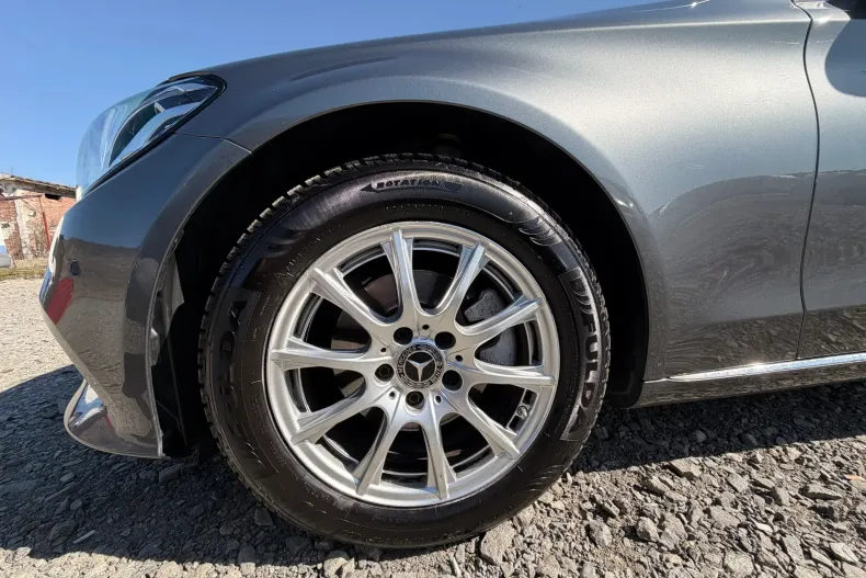 Mercedes-Benz C 200 (Clasa C) din 2021 cu 133.897 km - oferta MER236726 - foto 38