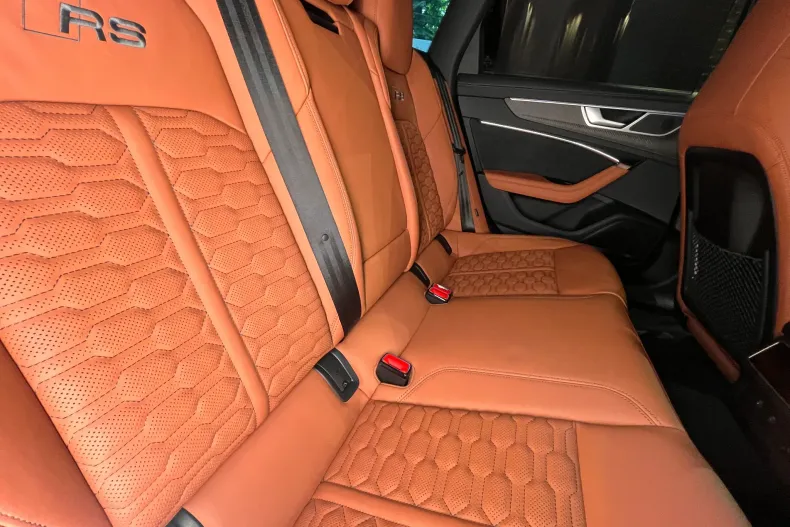Audi RS6 din 2023 cu 31.500 km - oferta AUD236728 - foto 37