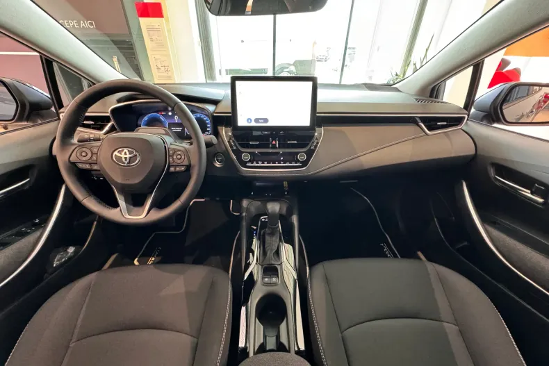 Toyota Corolla din 2026 cu 3 km - oferta TOY236731 - foto 24
