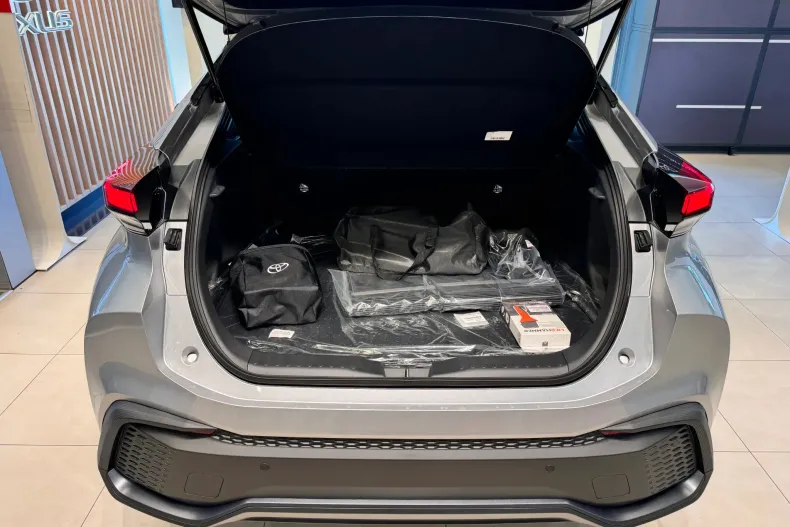 Toyota C-HR din 2026 cu 4 km - oferta TOY236732 - foto 28