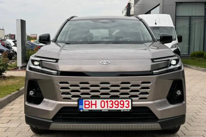 Toyota RAV4 din 2026 cu 1 km - oferta TOY236733 - foto 2