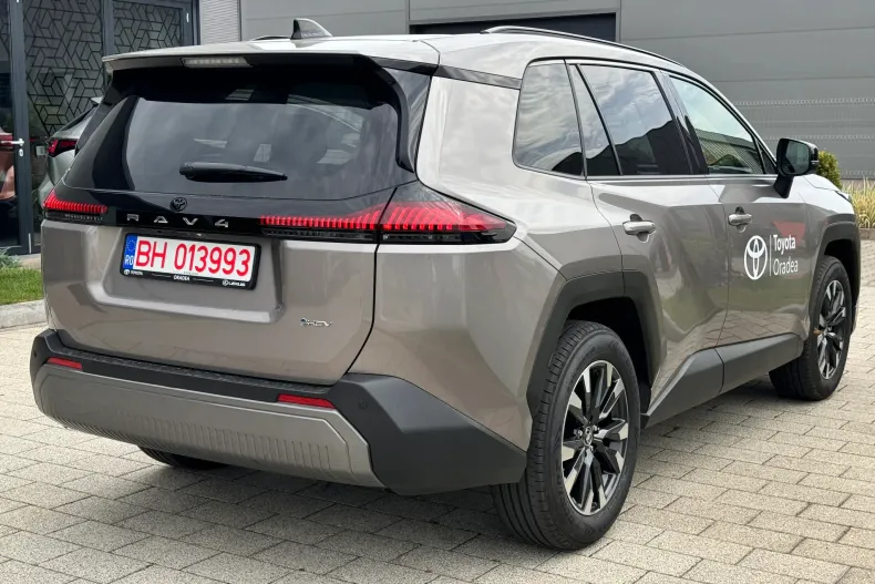 Toyota RAV4 din 2026 cu 1 km - oferta TOY236733 - foto 7