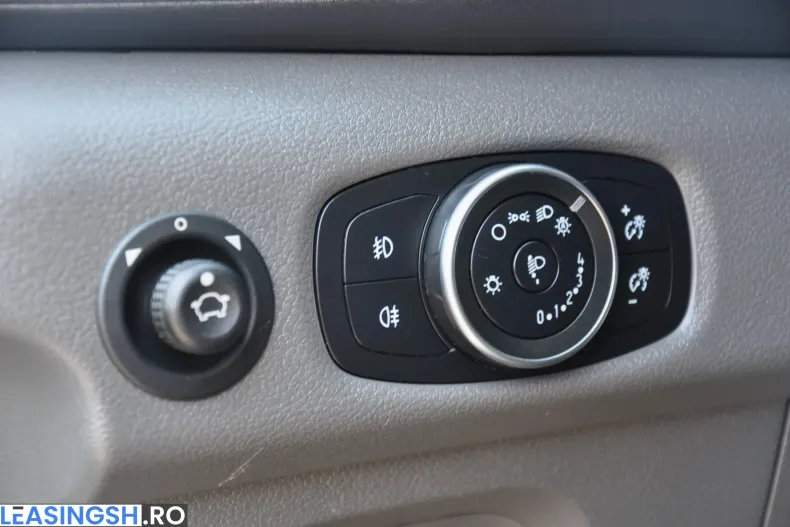 Ford Transit din 2022 cu 109.885 km - oferta FOR236761 - foto 16