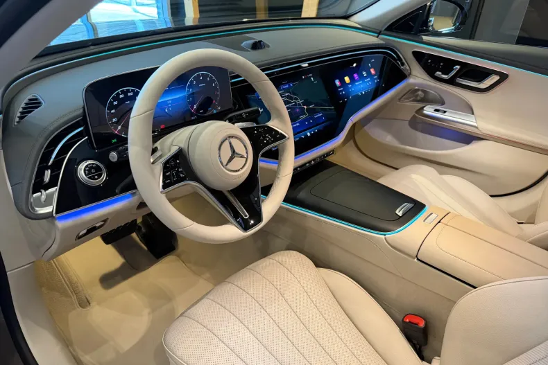 Mercedes-Benz E 200 (Clasa E) din 2026 cu 1 km - oferta MER236768 - foto 2