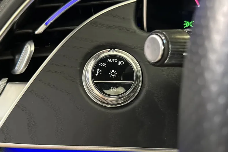 Mercedes-Benz E 220 (Clasa E) din 2025 cu 28.977 km - oferta MER236772 - foto 16