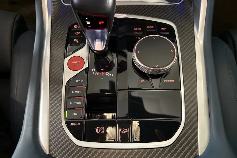 BMW XM (Seria X) din 2024 cu 9.472 km - oferta BMW236773 - foto 17