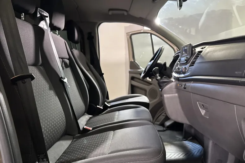 Ford Transit din 2021 cu 75.671 km - oferta FOR236775 - foto 11
