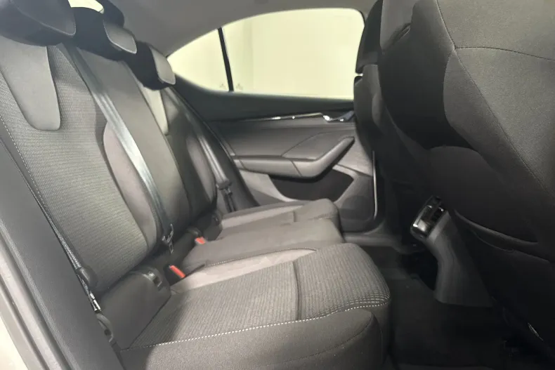 Skoda Octavia din 2022 cu 91.687 km - oferta SKO236784 - foto 12