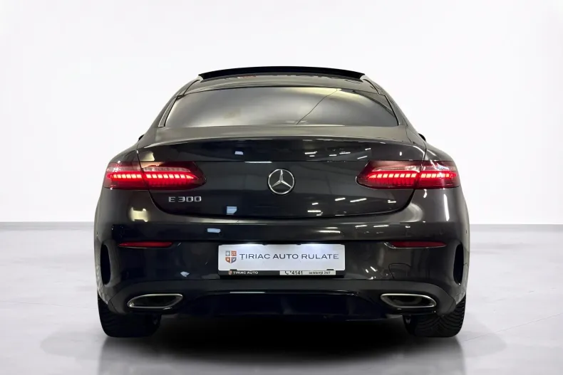 Mercedes-Benz E 300 (Clasa E) din 2022 cu 124.859 km - oferta MER236787 - foto 4