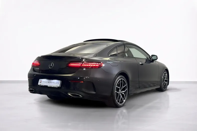 Mercedes-Benz E 300 (Clasa E) din 2022 cu 124.859 km - oferta MER236787 - foto 5