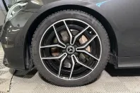 Mercedes-Benz E 300 (Clasa E) din 2022 cu 124.859 km - oferta MER236787 - foto 13