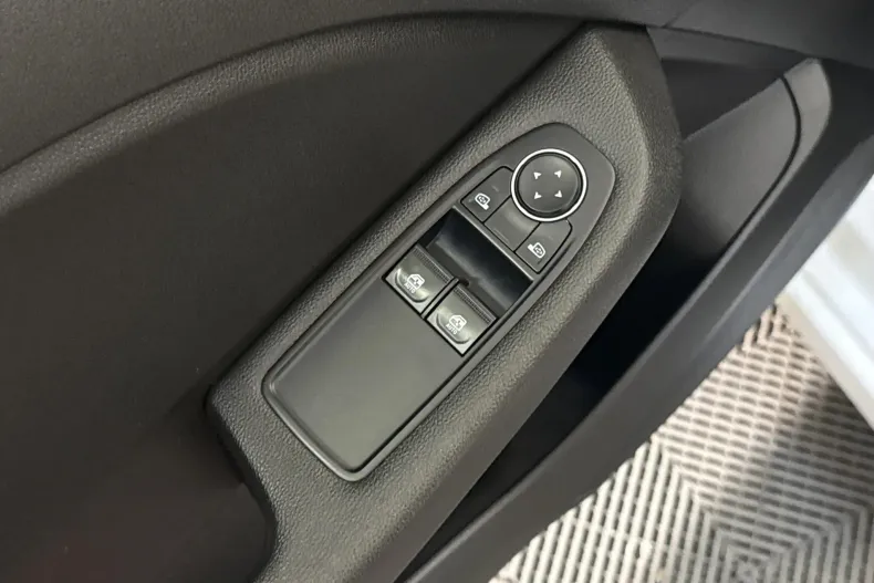 Renault Clio din 2022 cu 123.448 km - oferta REN236788 - foto 13