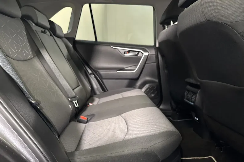 Toyota RAV4 din 2024 cu 22.218 km - oferta TOY236796 - foto 12