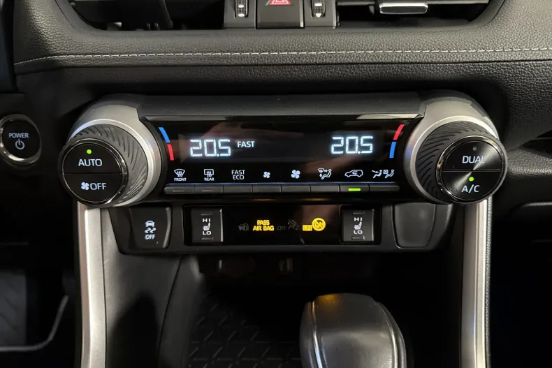 Toyota RAV4 din 2024 cu 22.218 km - oferta TOY236796 - foto 18