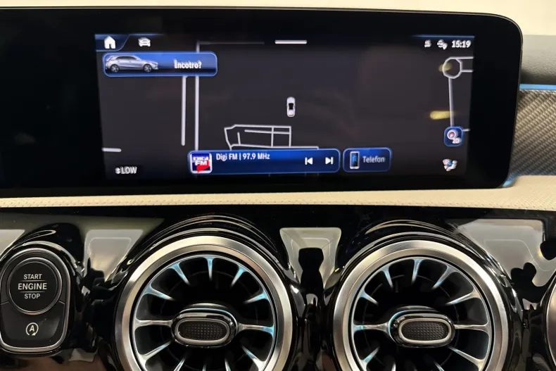 Mercedes-Benz A 200 (Clasa A) din 2023 cu 12.740 km - oferta MER236798 - foto 18