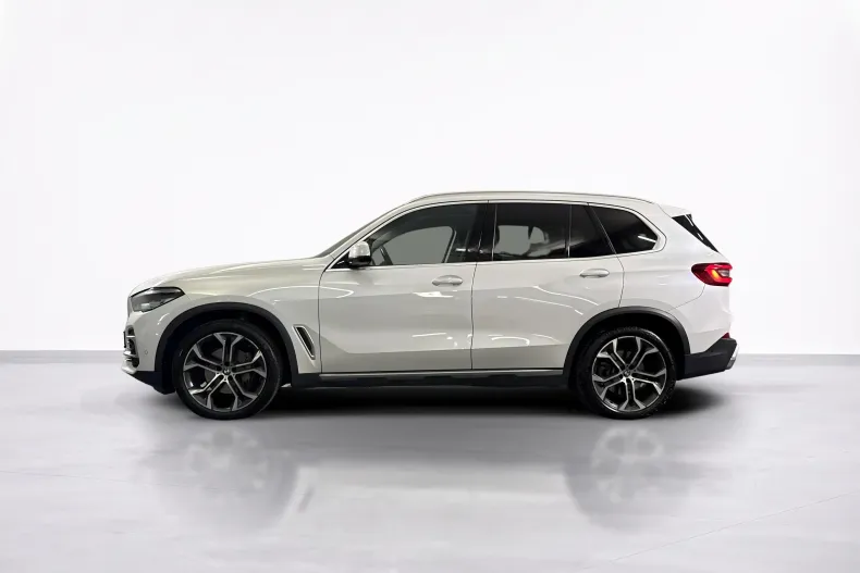 BMW X5 (Seria X) din 2023 cu 122.403 km - oferta BMW236802 - foto 2