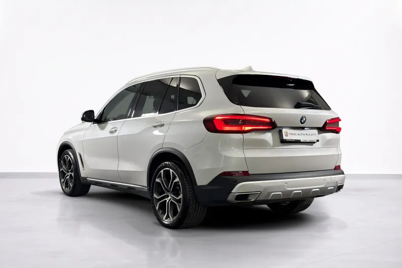 BMW X5 (Seria X) din 2023 cu 122.403 km - oferta BMW236802 - foto 3
