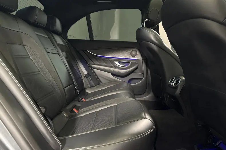 Mercedes-Benz E 53 AMG (Clasa E) din 2021 cu 113.298 km - oferta MER236804 - foto 12