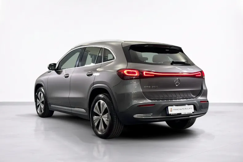 Mercedes-Benz EQA (Clasa GLA) din 2022 cu 66.169 km - oferta MER236808 - foto 3