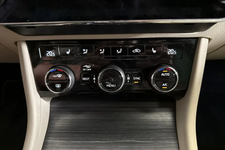 Skoda Superb din 2020 cu 134.726 km - oferta SKO236809 - foto 17