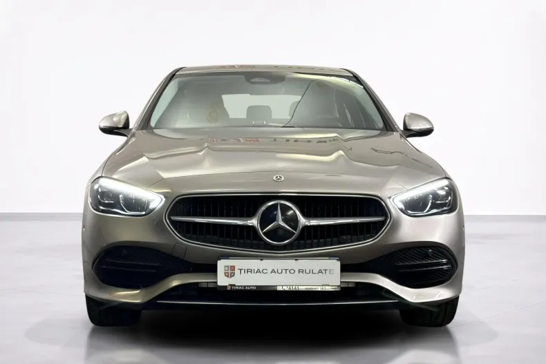 Mercedes-Benz C 300 (Clasa C) din 2023 cu 40.002 km - oferta MER236811 - foto 8