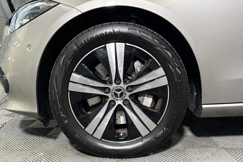 Mercedes-Benz C 300 (Clasa C) din 2023 cu 40.002 km - oferta MER236811 - foto 13
