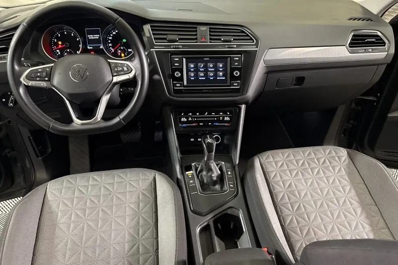 Volkswagen Tiguan din 2021 cu 70.970 km - oferta VOL236818 - foto 9
