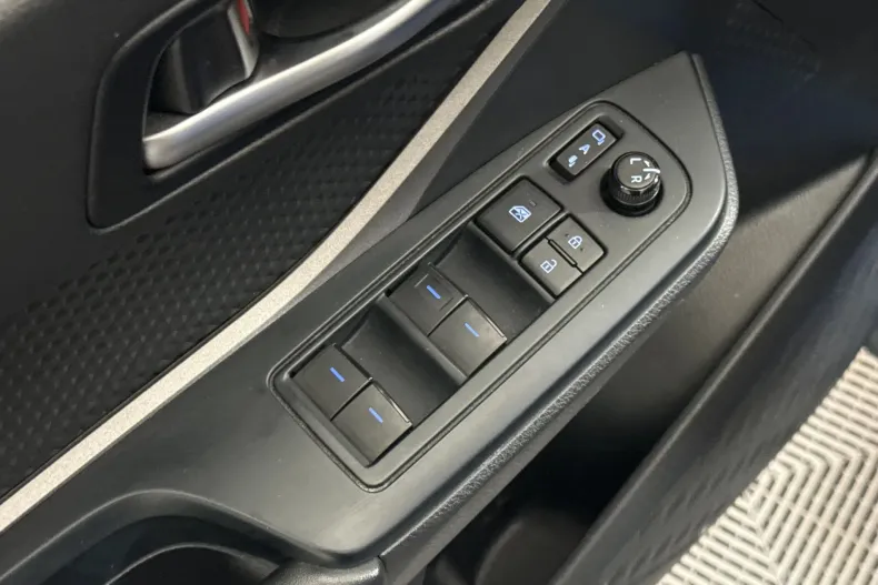 Toyota C-HR din 2021 cu 128.341 km - oferta TOY236821 - foto 13