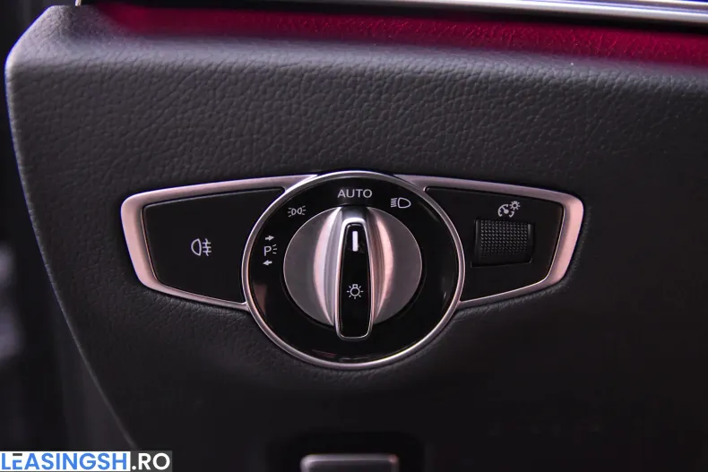 Mercedes-Benz E 200 (Clasa E) din 2020 cu 96.936 km - oferta MER236826 - foto 15