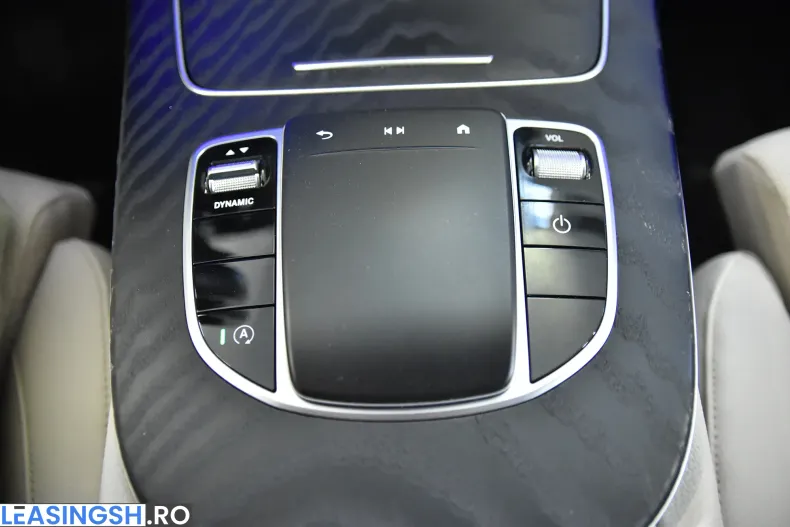 Mercedes-Benz E 200 (Clasa E) din 2020 cu 125.053 km - oferta MER236830 - foto 17