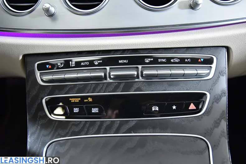 Mercedes-Benz E 200 (Clasa E) din 2020 cu 125.053 km - oferta MER236830 - foto 18