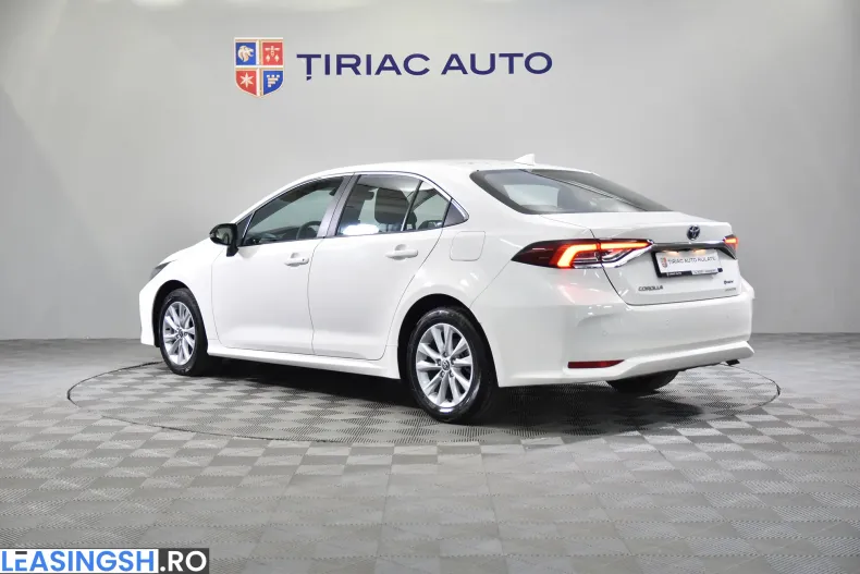 Toyota Corolla din 2025 cu 18.878 km - oferta TOY236834 - foto 3