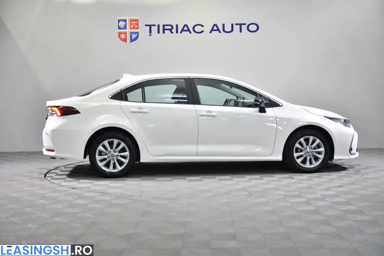Toyota Corolla din 2025 cu 18.878 km - oferta TOY236834 - foto 6
