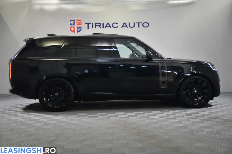 Land Rover Range Rover din 2023 cu 44.250 km - oferta LAN236852 - foto 6