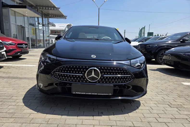 Mercedes-Benz CLA 200 (Clasa CLA) din 2025 cu 3.500 km - oferta MER236857 - foto 2