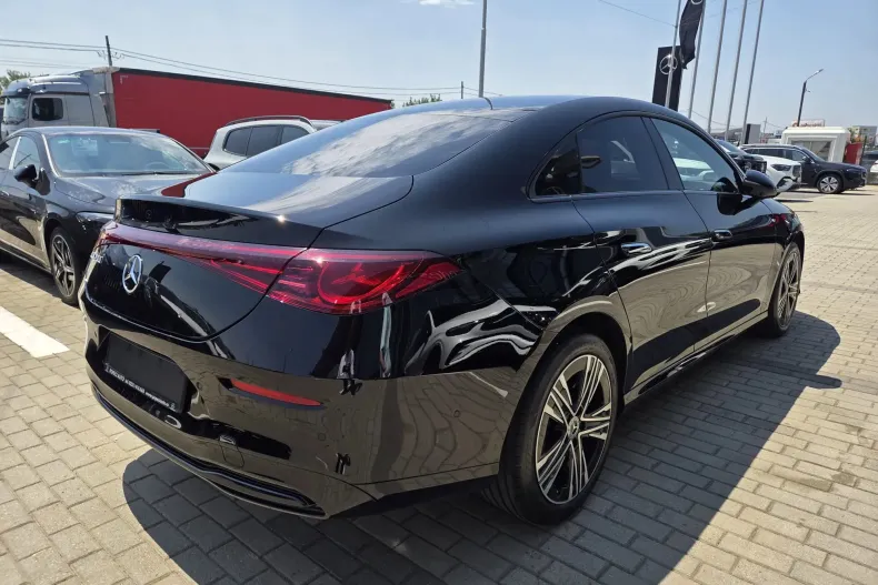 Mercedes-Benz CLA 200 (Clasa CLA) din 2025 cu 3.500 km - oferta MER236857 - foto 9