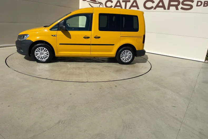Volkswagen Caddy din 2020 cu 176.000 km - oferta VOL236868 - foto 6