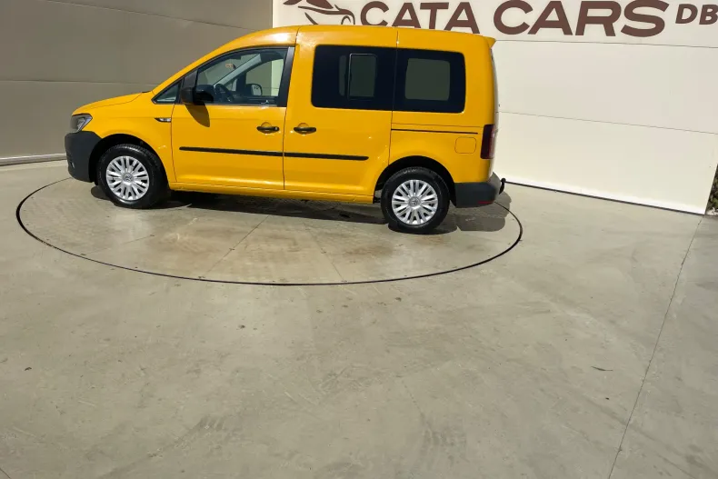 Volkswagen Caddy din 2020 cu 176.000 km - oferta VOL236868 - foto 8