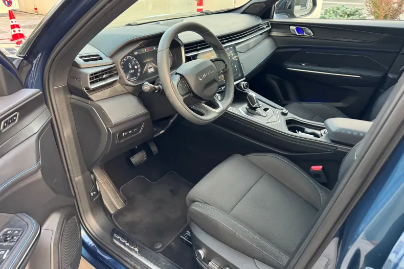 Lynk & Co 01 din 2025 cu 16.000 km - oferta LYN236879 - foto 8