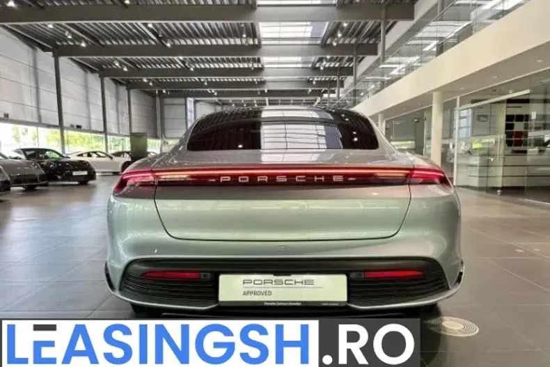 Porsche Taycan din 2022 cu 43.300 km - oferta POR236882 - foto 7