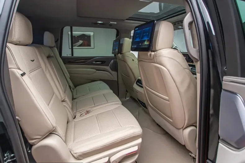 Cadillac Escalade din 2023 cu 69.000 km - oferta CAD236891 - foto 14