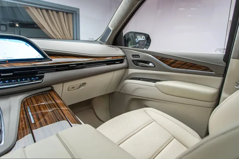 Cadillac Escalade din 2023 cu 69.000 km - oferta CAD236891 - foto 27