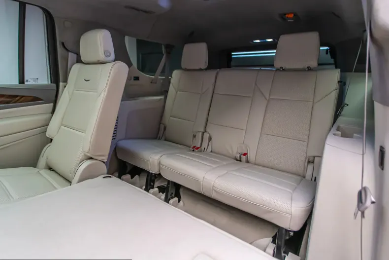 Cadillac Escalade din 2023 cu 69.000 km - oferta CAD236891 - foto 29