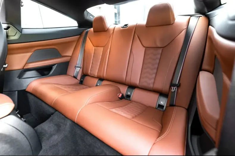 BMW M4 (Seria 4) din 2025 cu 17.390 km - oferta BMW236898 - foto 16