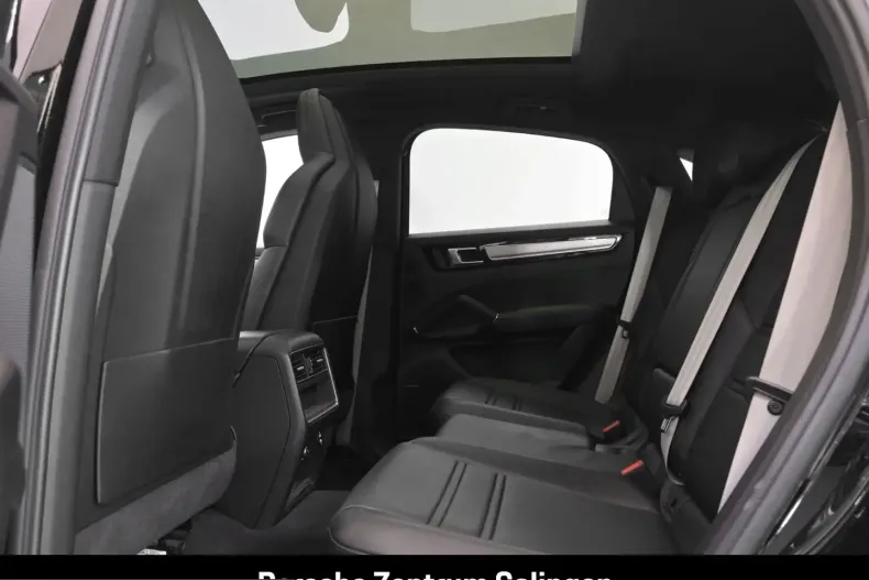 Porsche Cayenne din 2022 cu 37.830 km - oferta POR236901 - foto 18