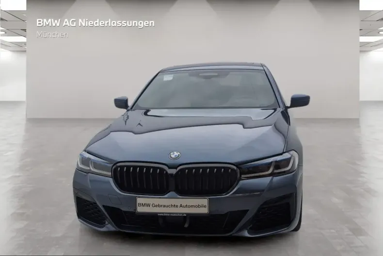 BMW M550 (Seria 5) din 2023 cu 44.970 km - oferta BMW236904 - foto 3